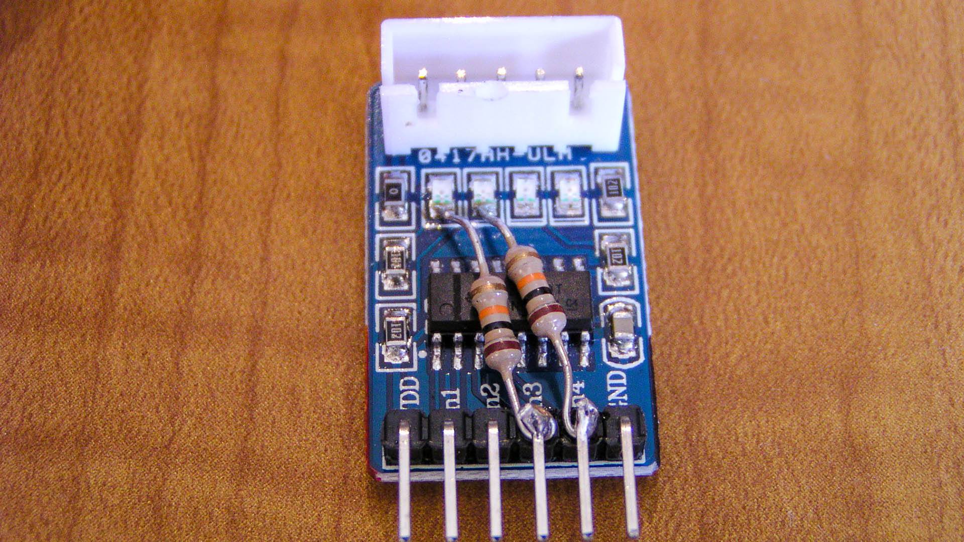 Resistors added to the stepper driver board.